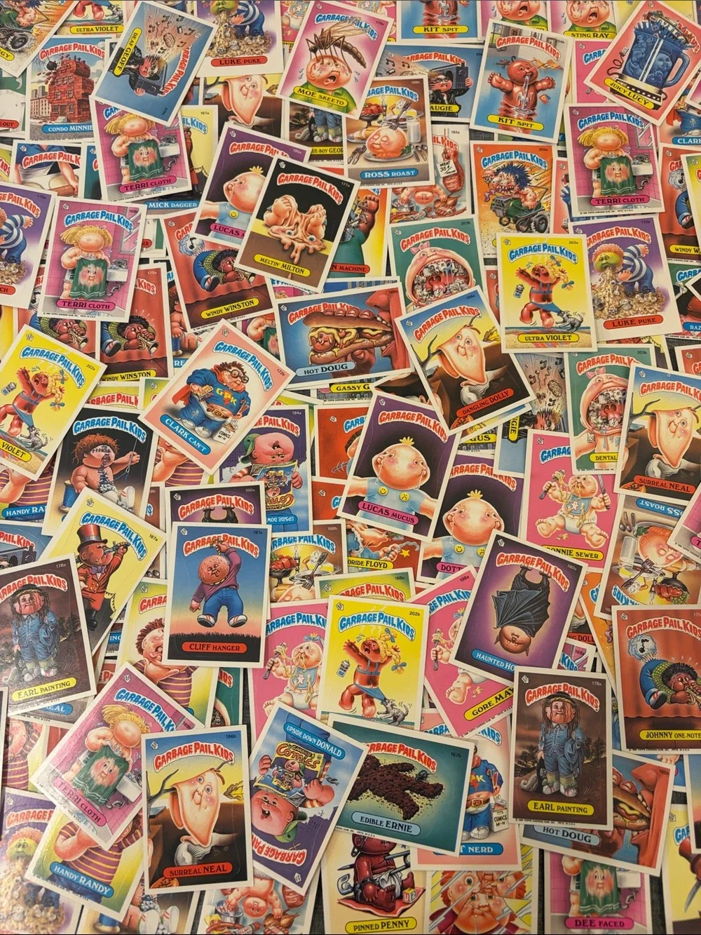 Series 5 garbage pail kids, almost 300 cards